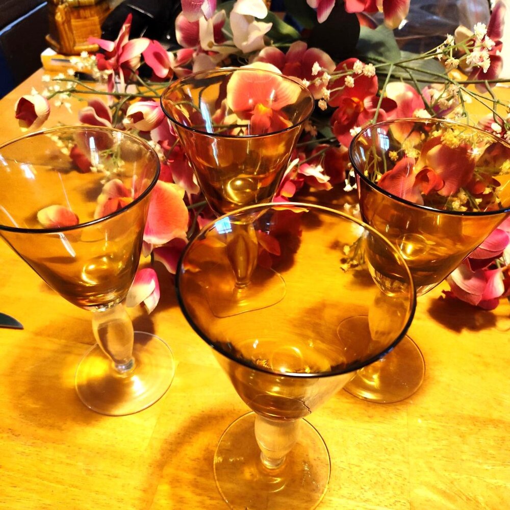 Set of 4 Arlington Amber Wine Glasses, Southern Living, Elegant, Hand Blown,